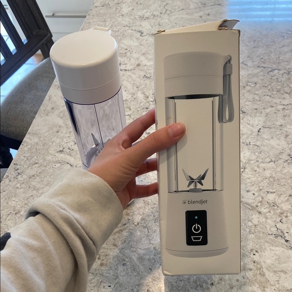 Brand New! BlendJet Portable Blender - Picture 3 of 4